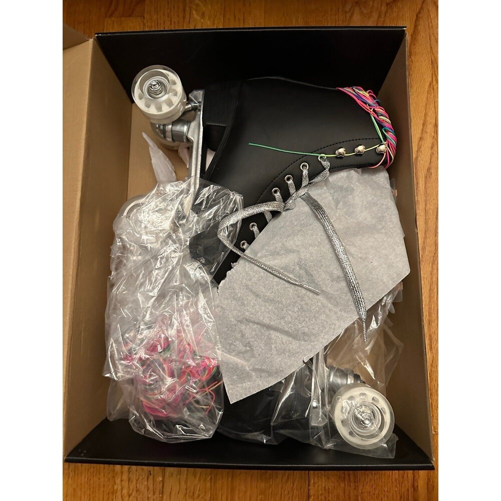 Dolls Kills Club Exx Funkytown Fringe Roller Skates size 7 NEW IN BOX